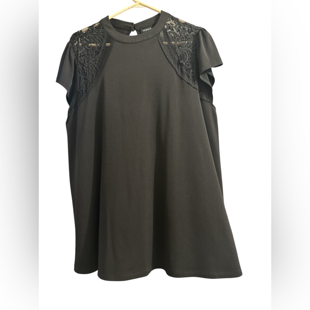 Torrid black blouse size 2x